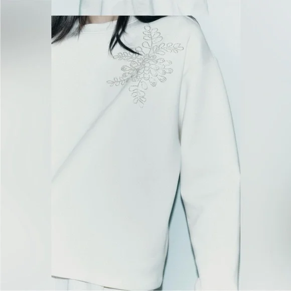 BNWT ZARA JEWEL SWEATSHIRT - Picture 4 of 8